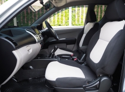 รถมือสอง MITSUBISHI TRITON ปี 2011 สีบรอนซ์