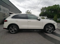 รถมือสอง PORSCHE CAYENNE ปี 2010 สีขาว