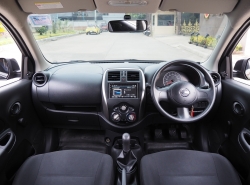 รถมือสอง NISSAN MARCH ปี 2017 สีดำ