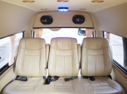 รถมือสอง TOYOTA HIACE ปี 2009 สีขาว