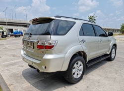 รถมือสอง TOYOTA FORTUNER ปี 2009 สีบรอนซ์