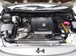 รถมือสอง MITSUBISHI TRITON ปี 2015 สีบรอนซ์